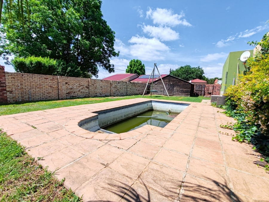 3 Bedroom Property for Sale in Grimbeeck Park North West